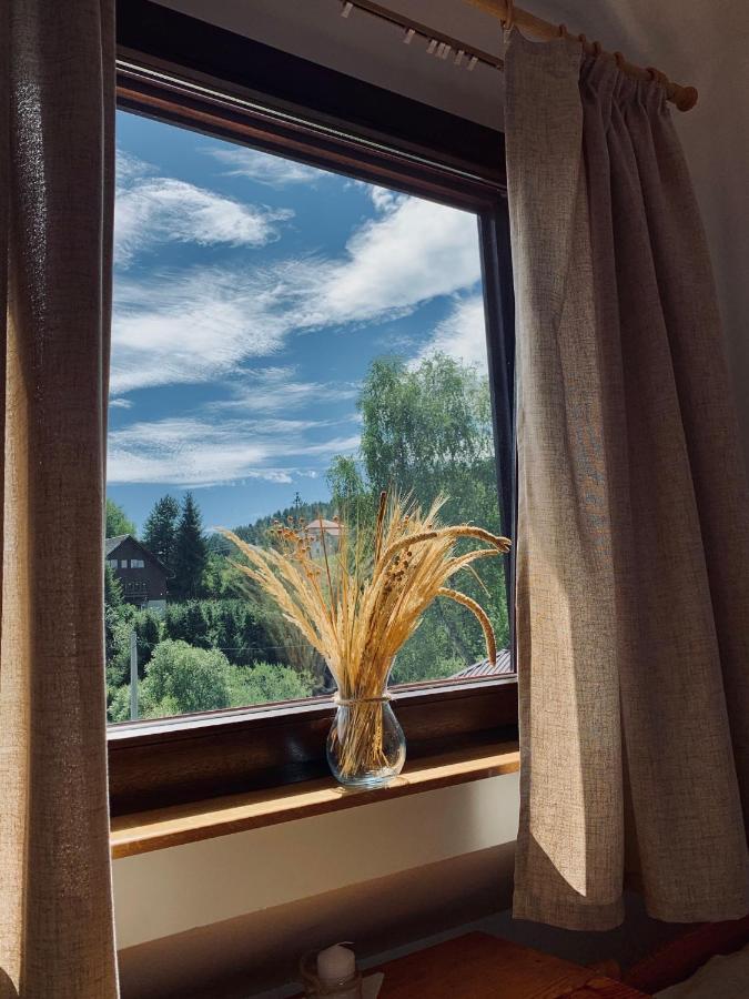 Noclegi Pod Gromadzyniem Ustrzyki Dolne Exterior foto
